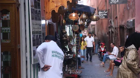 marrakech | Shimenawa | Learning the Real Meaning of Negotiation in the Medina of Tangier